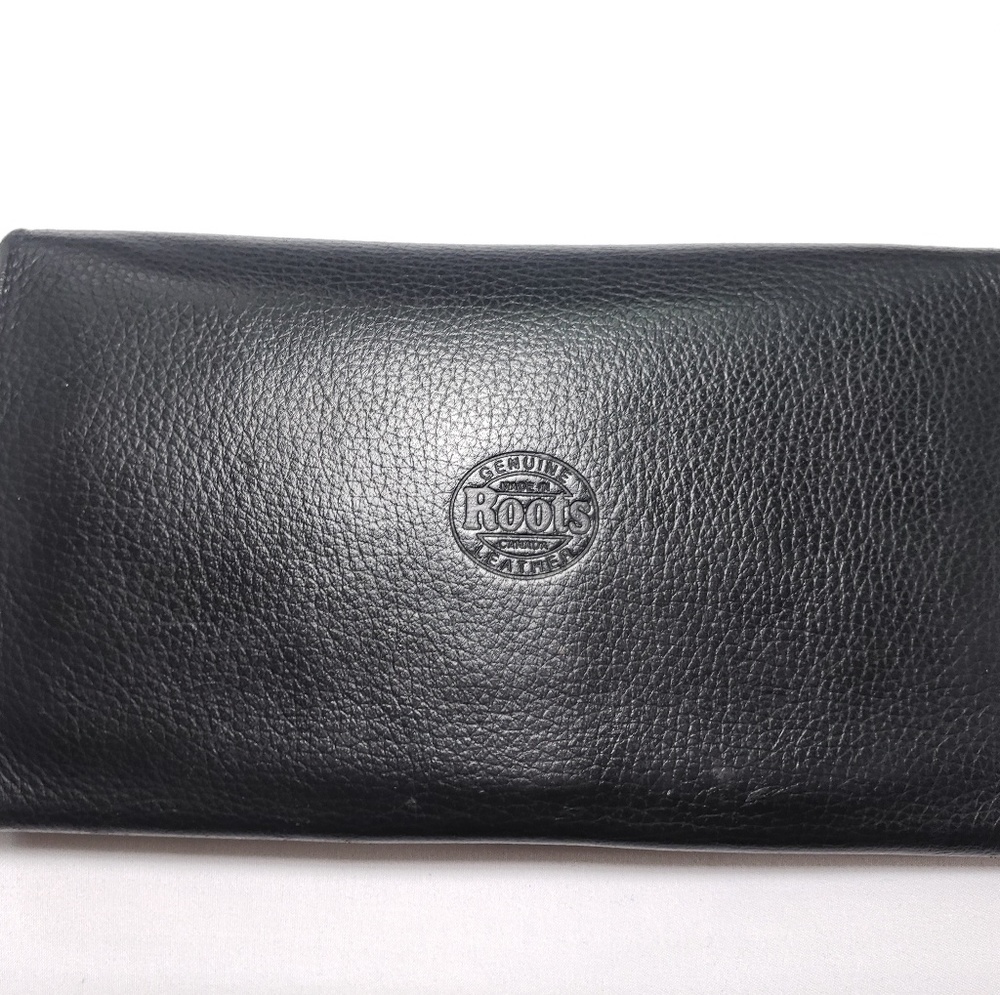 roots leather wallet